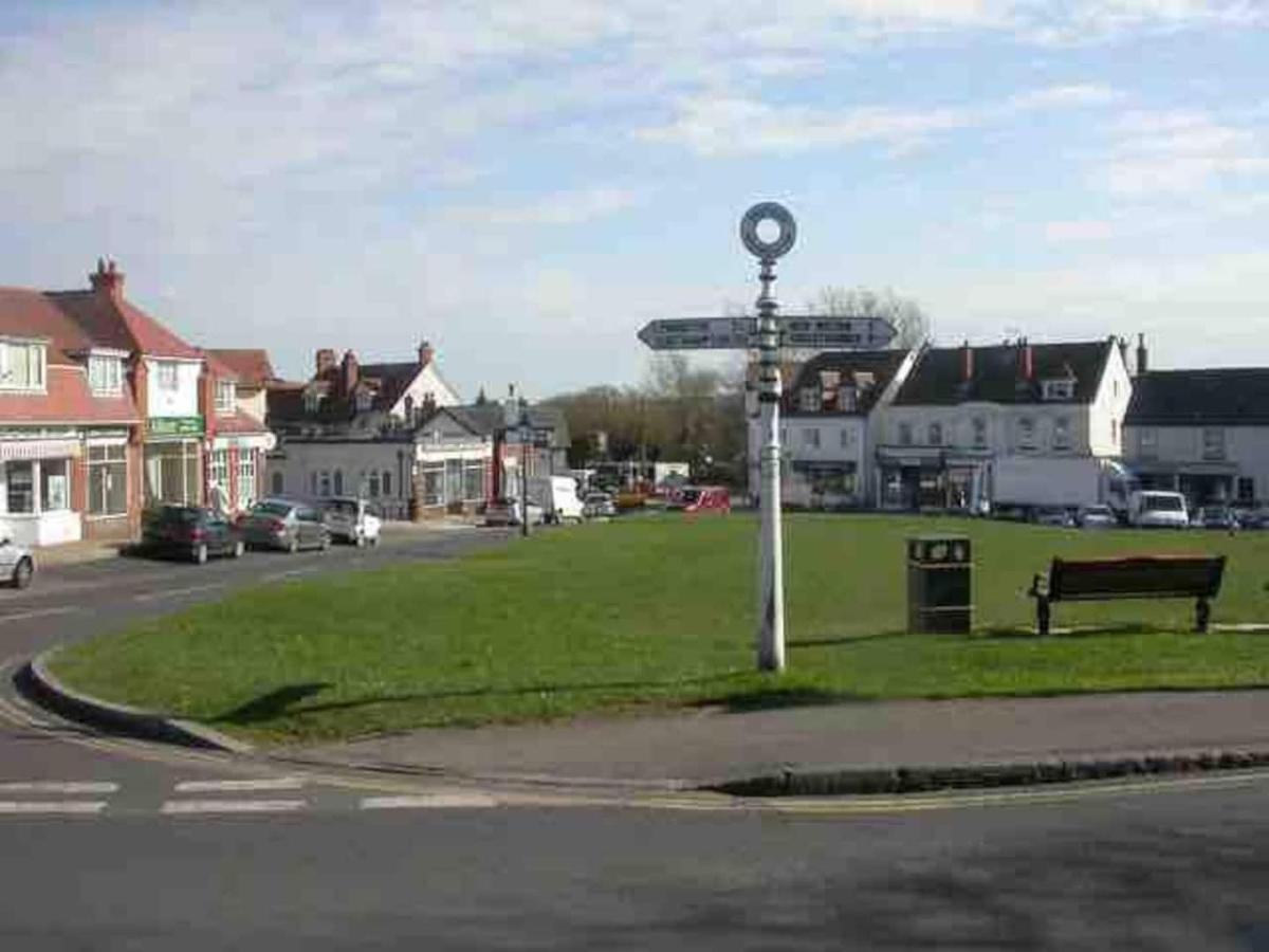 Heavenly Haven Hotel Lymington Buitenkant foto